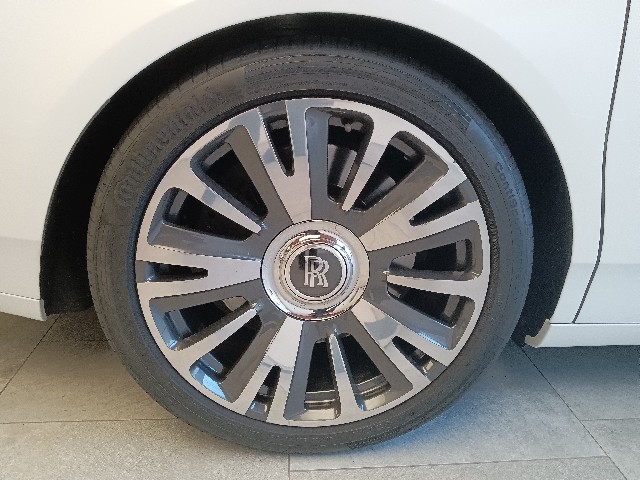 ROLLS ROYCE GHOST 2018 Image 21