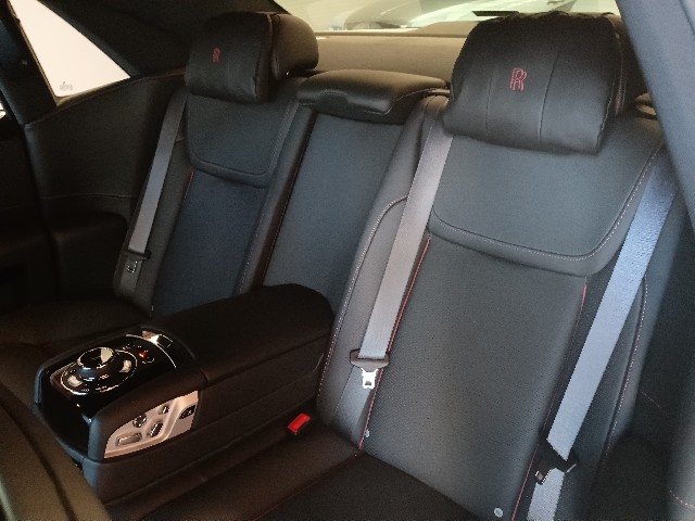 ROLLS ROYCE GHOST 2018 Image 35