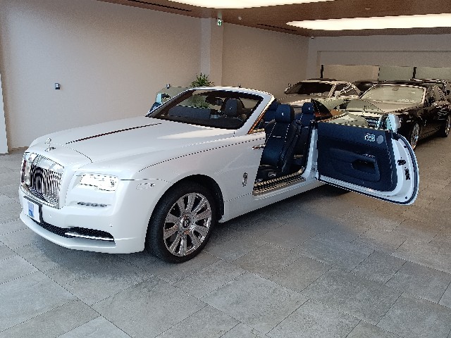 ROLLS ROYCE DAWN 2016 Image 22