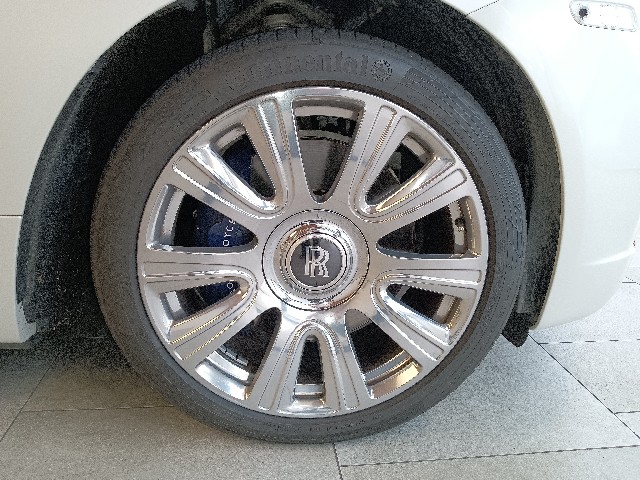 ROLLS ROYCE DAWN 2016 Image 33