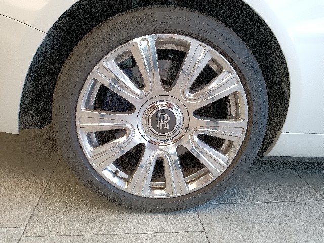 ROLLS ROYCE DAWN 2016 Image 34