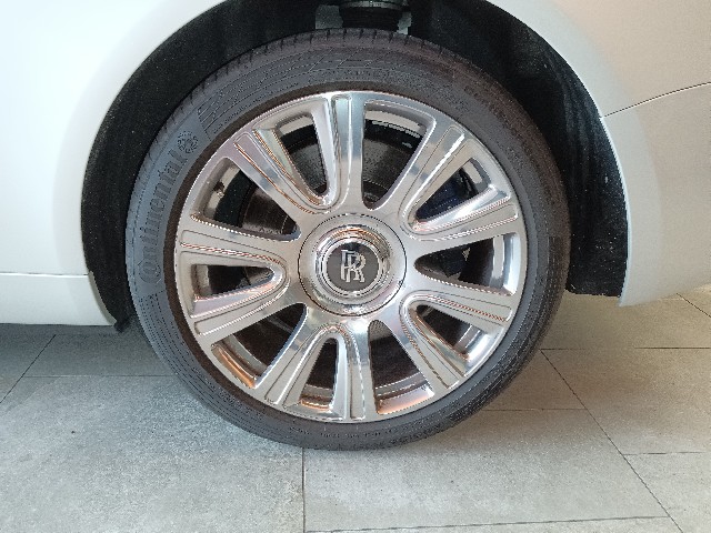 ROLLS ROYCE DAWN 2016 Image 35