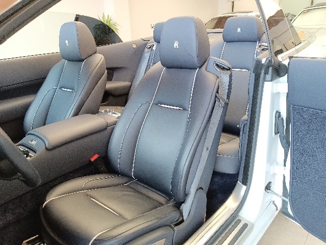 ROLLS ROYCE DAWN 2016 Image 49