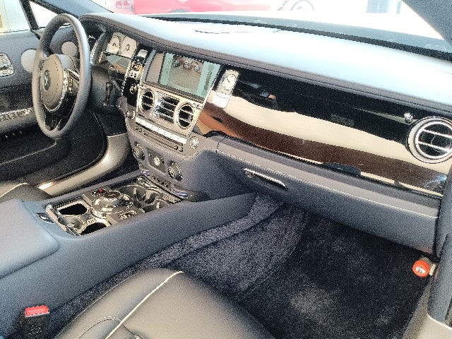 ROLLS ROYCE DAWN 2016 Image 53