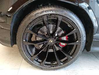 LAMBORGHINI URUS 2021 Image 16