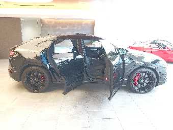 LAMBORGHINI URUS 2021 Image 5