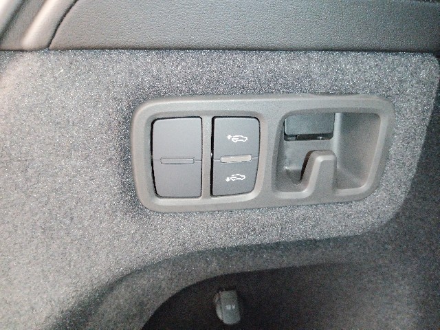 LAMBORGHINI URUS 2021 Image 53