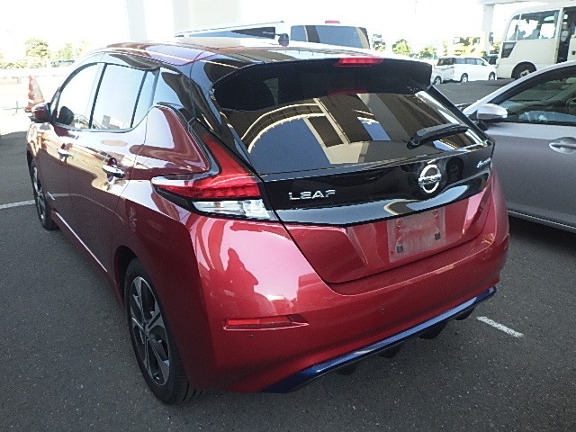 NISSAN LEAF 2018 Image 22