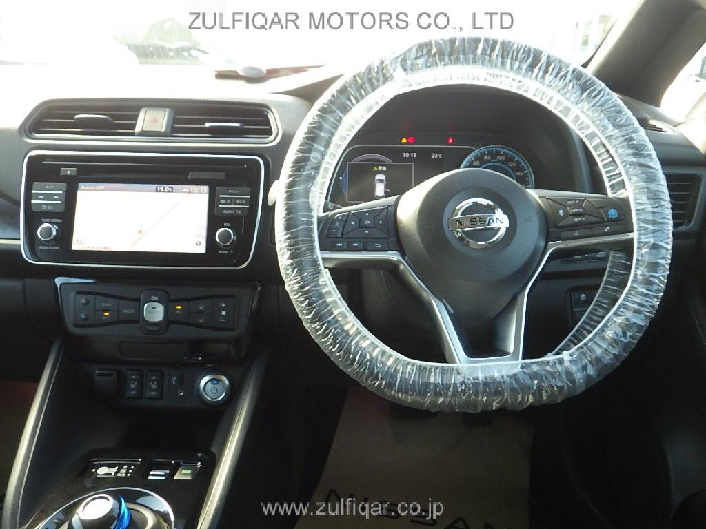 NISSAN LEAF 2018 Image 5