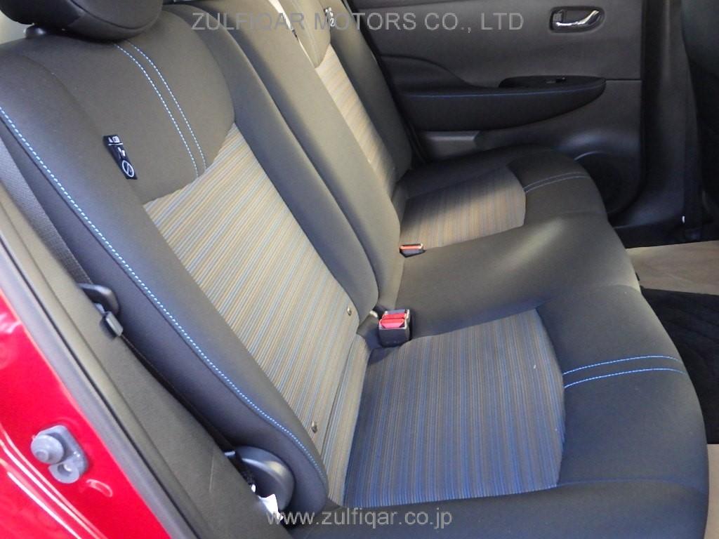NISSAN LEAF 2018 Image 7