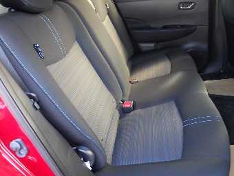 NISSAN LEAF 2018 Image 7