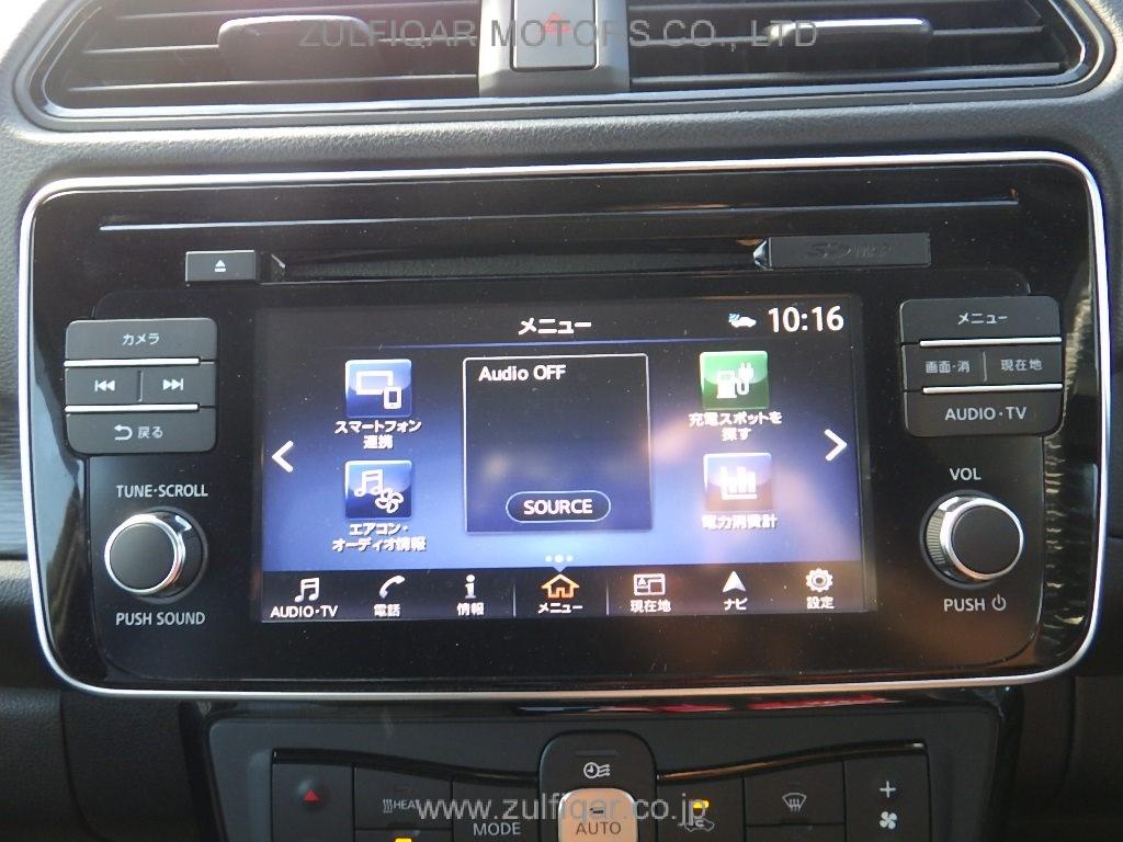 NISSAN LEAF 2018 Image 9