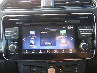 NISSAN LEAF 2018 Image 9