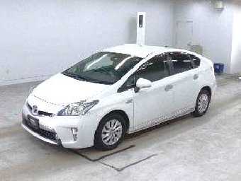 TOYOTA PRIUS PHV 2015 Image 4