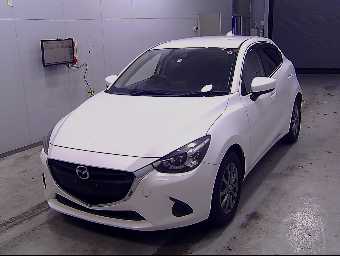 MAZDA DEMIO 2018 Image 4