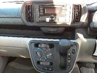 TOYOTA PASSO 2018 Image 9