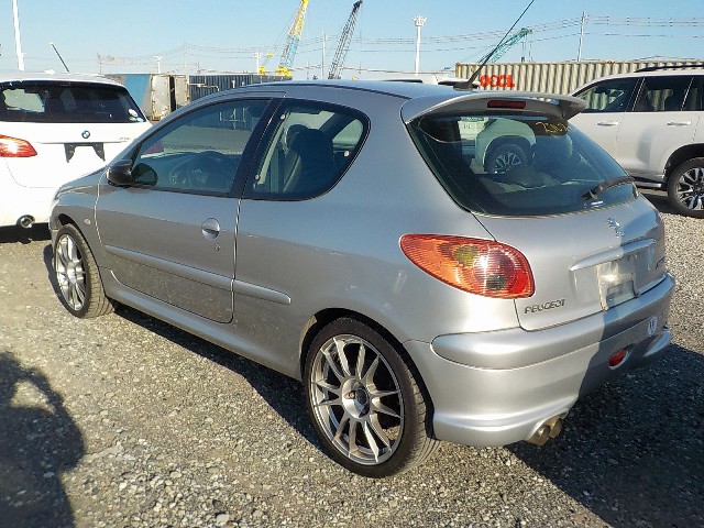 PEUGEOT 206 2005 Image 29