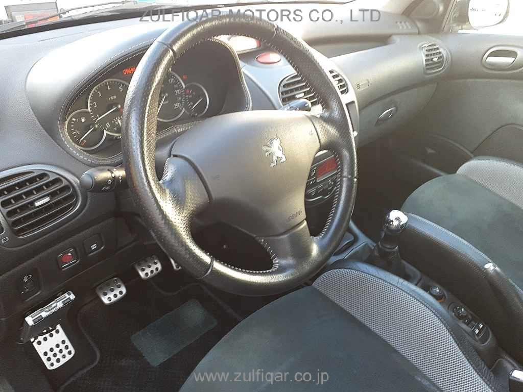 PEUGEOT 206 2005 Image 7