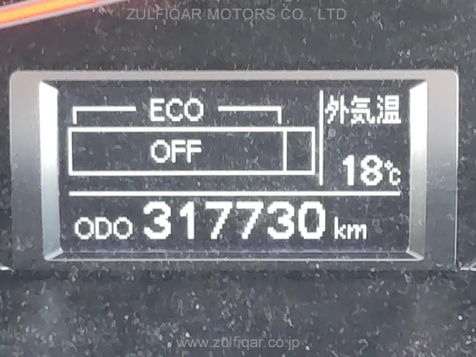 TOYOTA HIACE 2018 Image 8