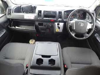 TOYOTA HIACE 2018 Image 5