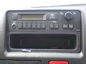 TOYOTA HIACE 2018 Image 6