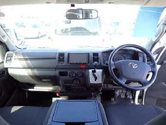 TOYOTA HIACE 2015 Image 5