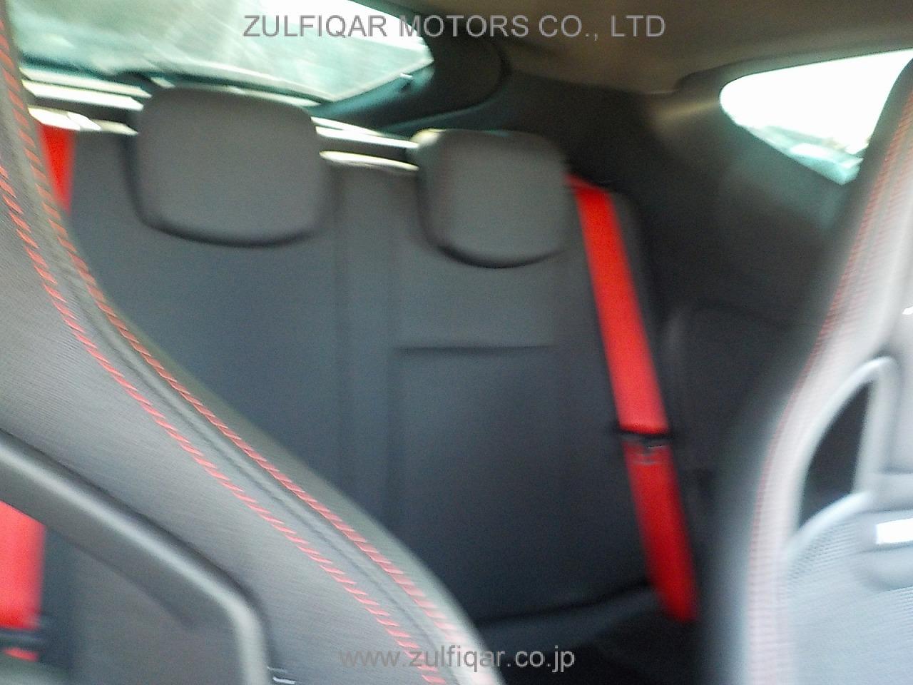 RENAULT MEGANE 2013 Image 11