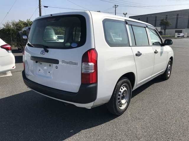 TOYOTA PROBOX 2018 Image 25