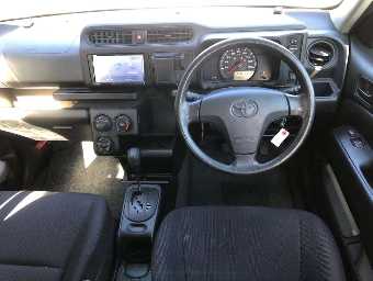 TOYOTA PROBOX 2018 Image 6