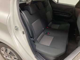 TOYOTA AQUA 2021 Image 10