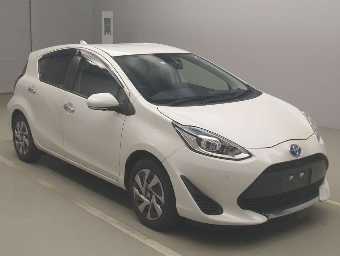 TOYOTA AQUA 2021 Image 3