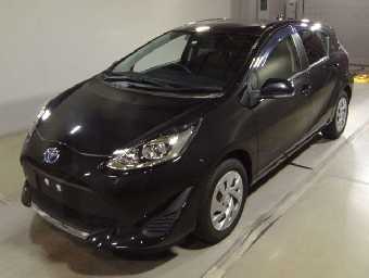TOYOTA AQUA 2020 Image 1