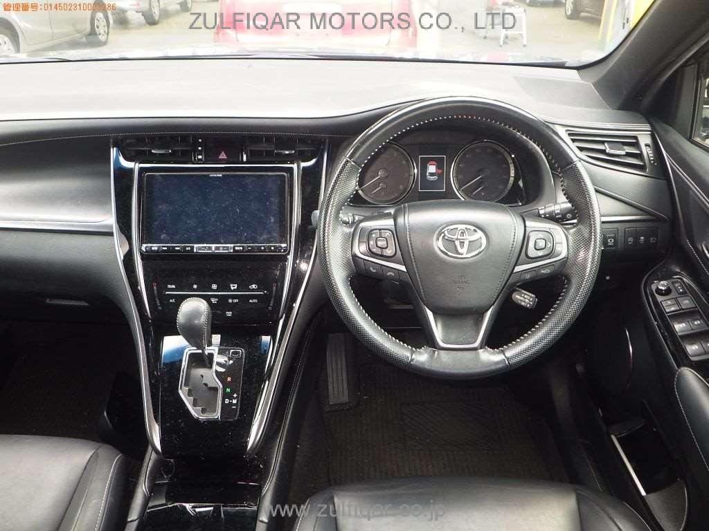 TOYOTA HARRIER 2019 Image 6