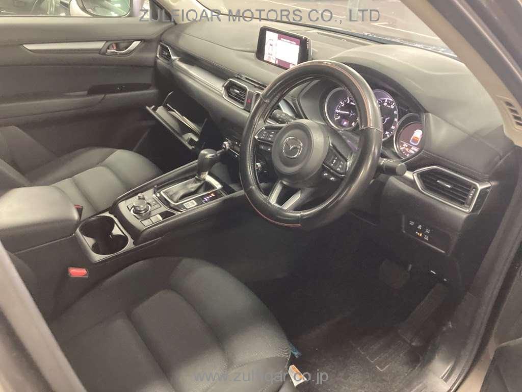 MAZDA CX-5 2019 Image 5