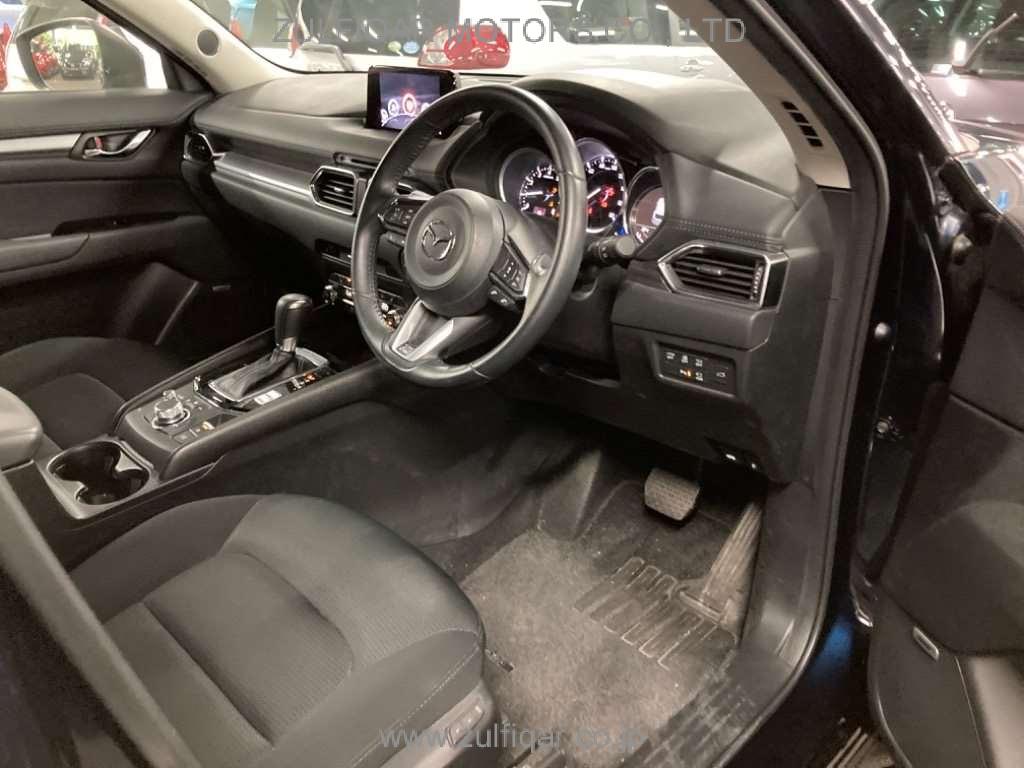 MAZDA CX-5 2019 Image 5