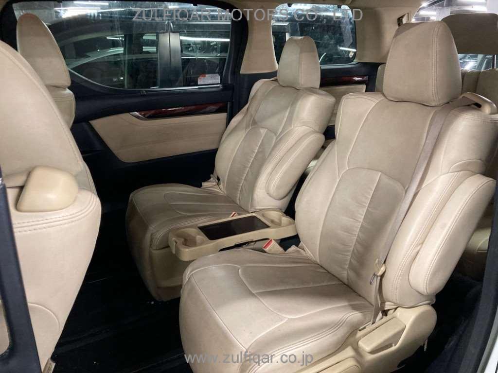 TOYOTA ALPHARD 2015 Image 8