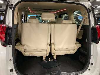 TOYOTA ALPHARD 2015 Image 9