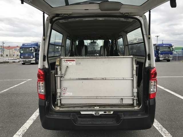 NISSAN NV350 CARAVAN 2015 Image 20