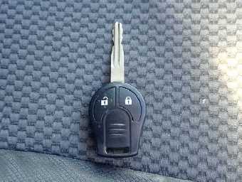 NISSAN NV350 CARAVAN 2015 Image 9