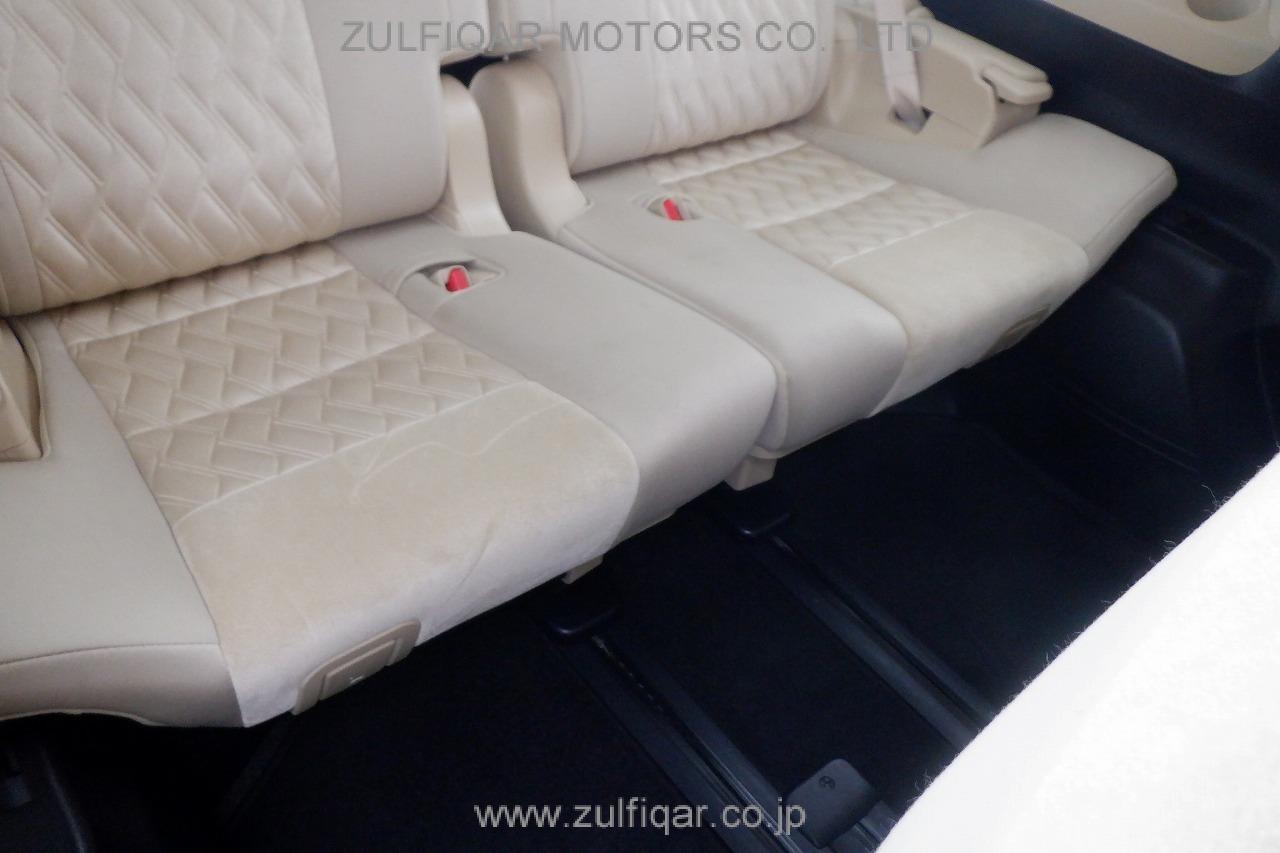 TOYOTA ALPHARD 2019 Image 19