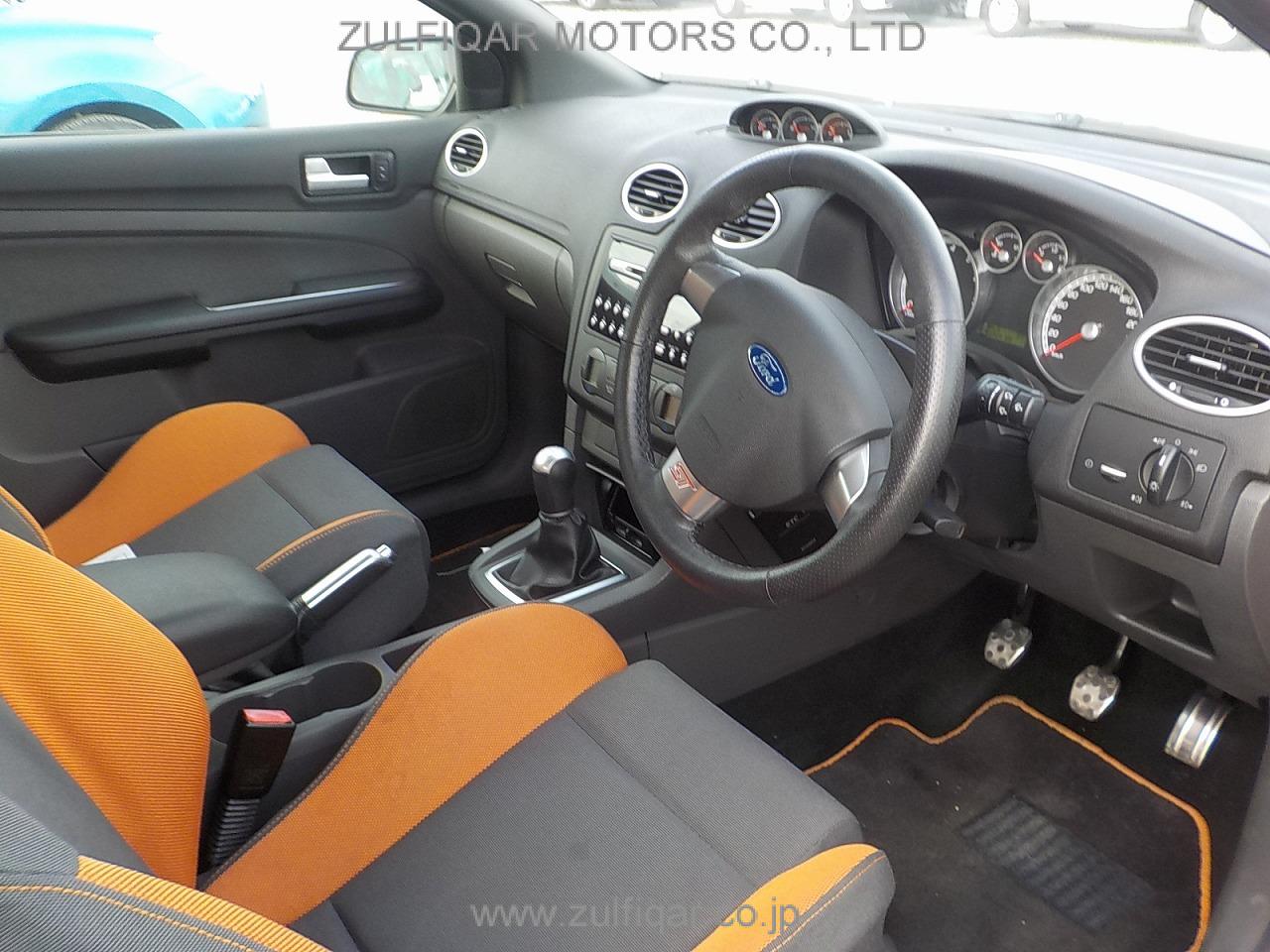 FORD FOCUS 2006 Image 12