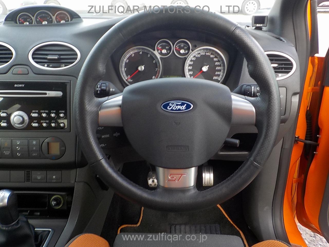 FORD FOCUS 2006 Image 7