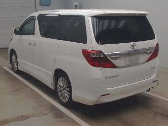 TOYOTA ALPHARD 2013 Image 4