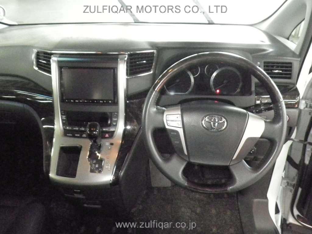 TOYOTA ALPHARD 2013 Image 6