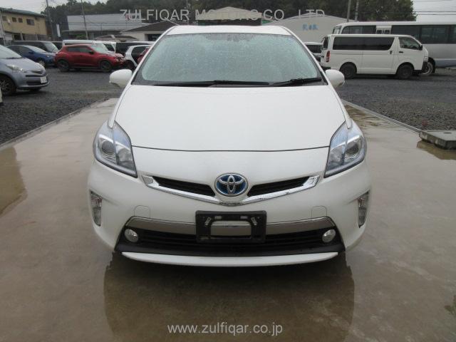 TOYOTA PRIUS PHV 2013 Image 2