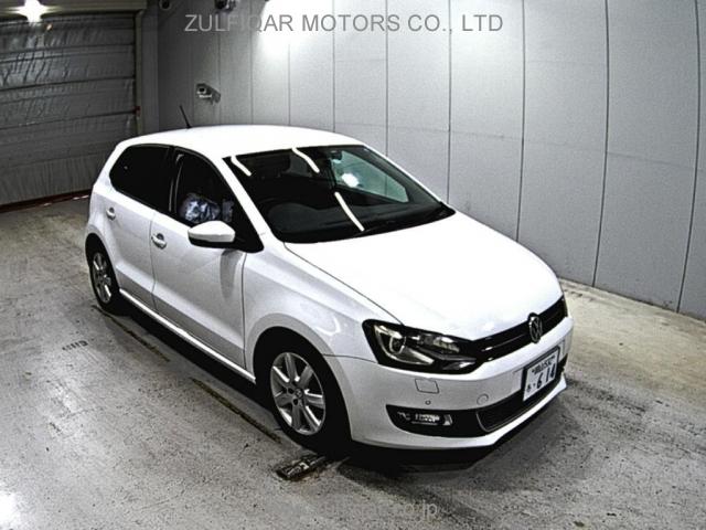 VOLKSWAGEN POLO 2012 Image 1