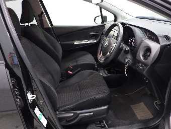 TOYOTA VITZ 2015 Image 6