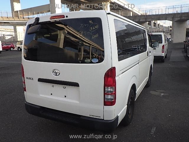 TOYOTA HIACE 2012 Image 12