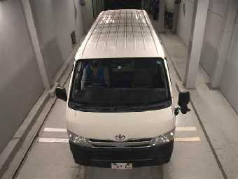TOYOTA HIACE 2012 Image 6