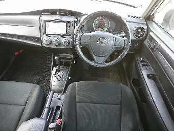 TOYOTA COROLLA AXIO 2018 Image 19